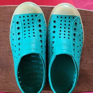 Native Child Slip on Shoes size C11